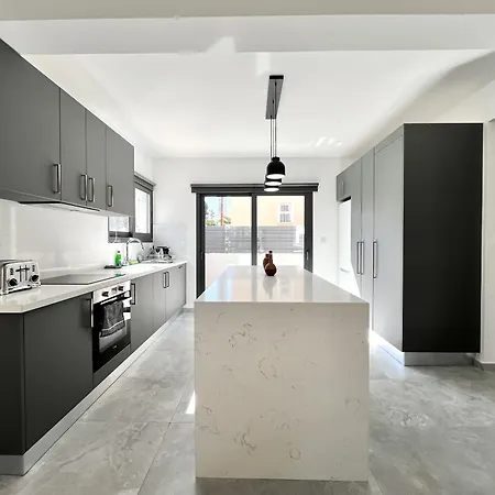 Lumiere House *