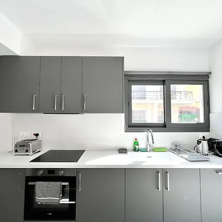 Nyaraló Lumiere House Limassol